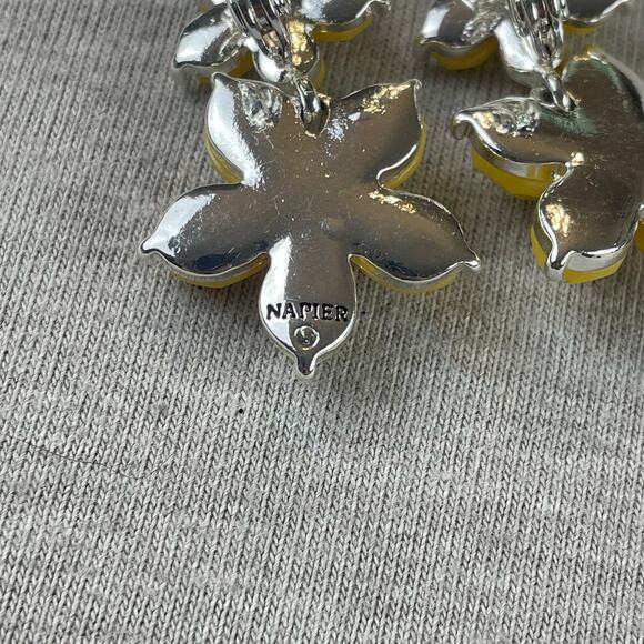 Vintage Napier Silver & Yellow Pearl Flower Dangle Clip On Earrings 1970s - Picture 3 of 4